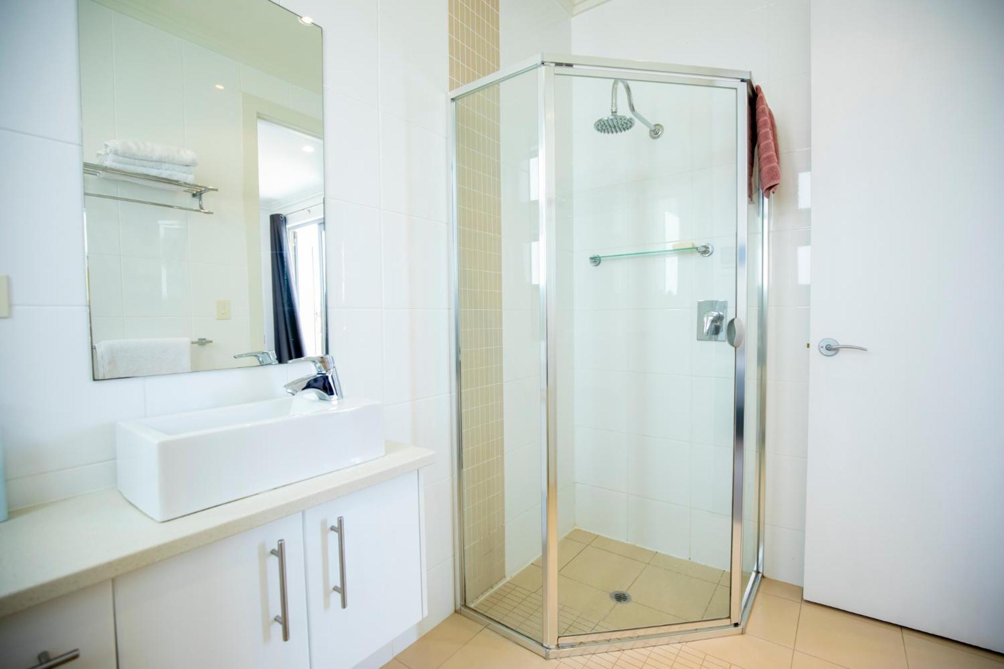 Shearwaters Apartment Waterfront Accomodation Penneshaw Ngoại thất bức ảnh
